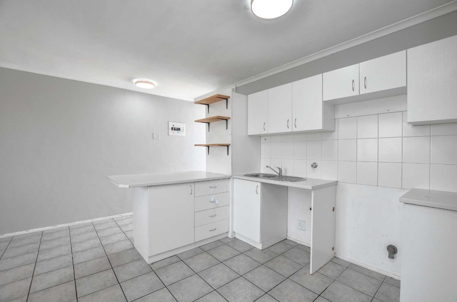 To Let 2 Bedroom Property for Rent in West Beach Western Cape